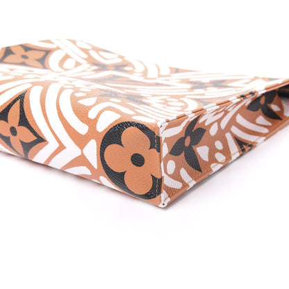 Louis Vuitton Monogram Giant Crafty Pochette Toiletry 26 Creme Caramel 6 of 9