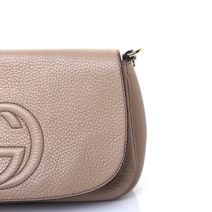Gucci Pebbled Calfskin Medium Soho Flap Crossbody Camelia 17 of 23