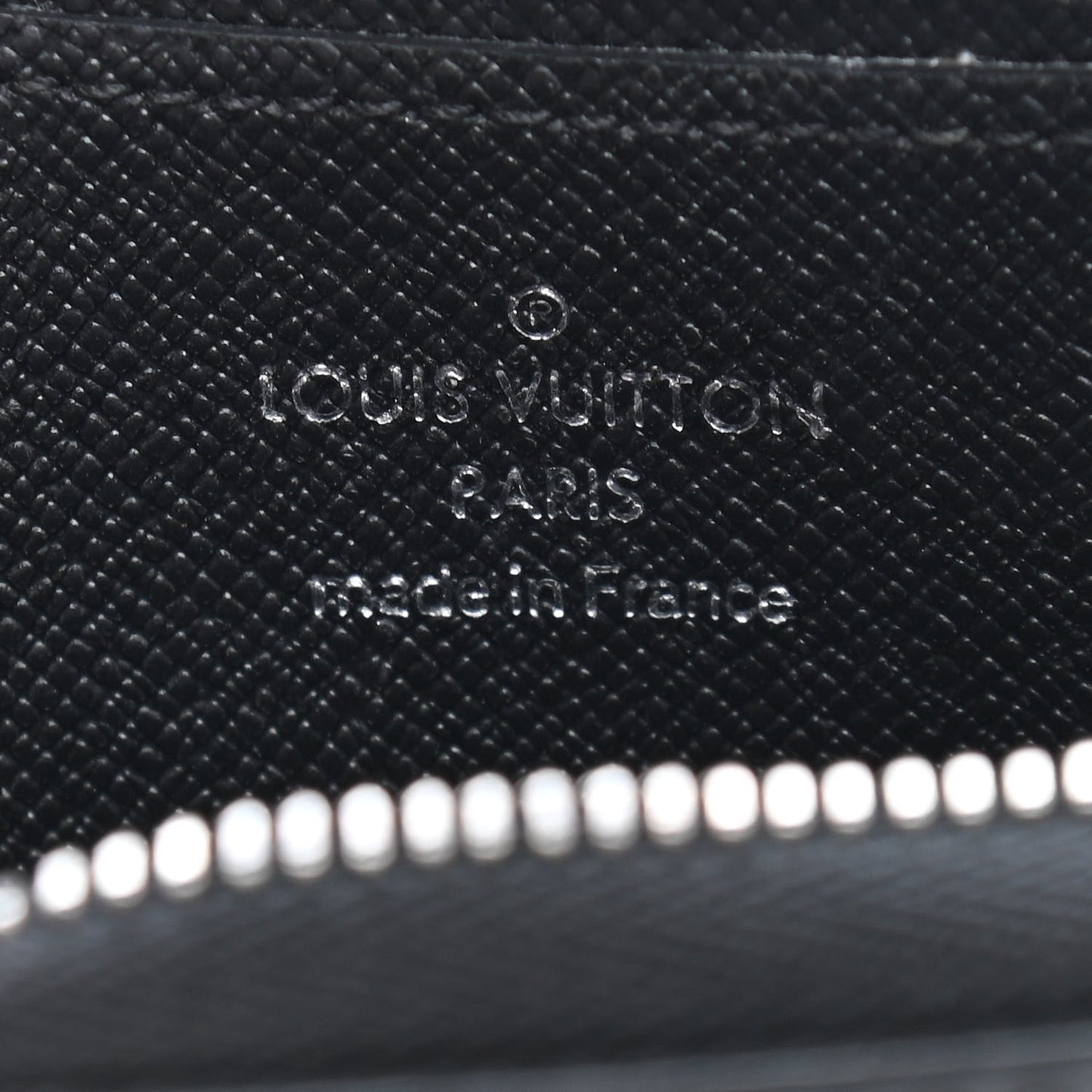 Taiga Zippy Coin Purse Vertical Black