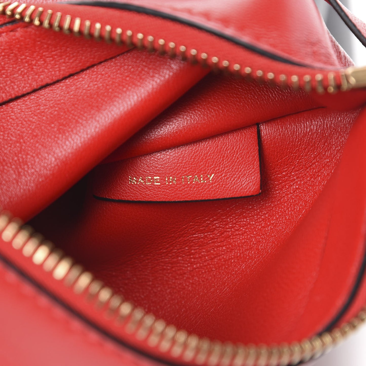 Smooth Calfskin Large VRing Tote Black Red