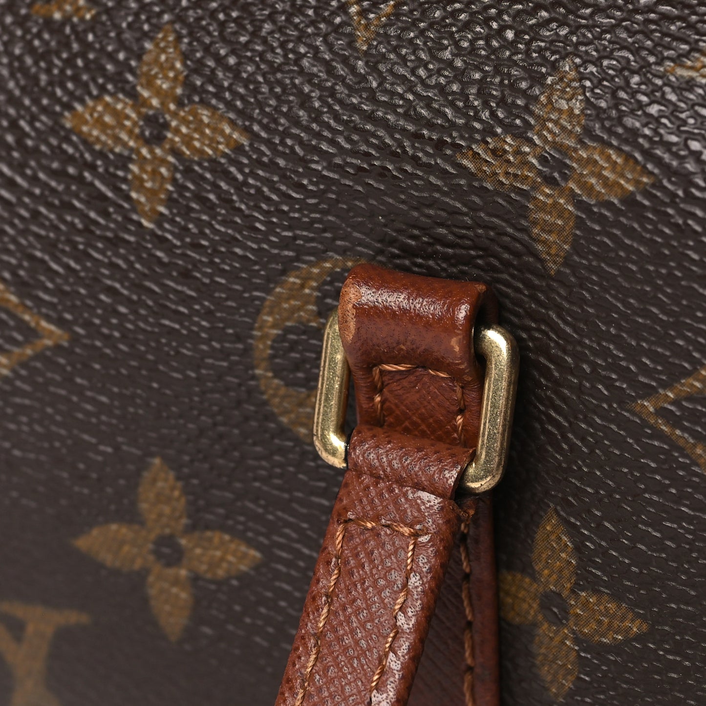 Monogram Papillon 26