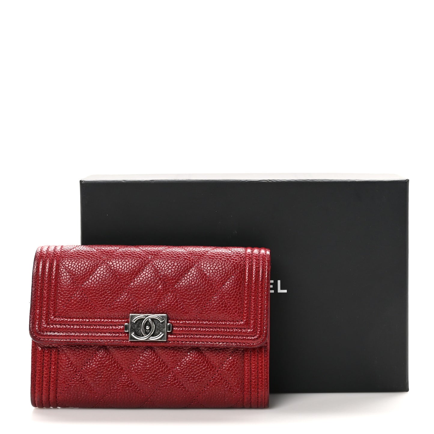 Caviar Quilted Medium Boy Flap Wallet Red