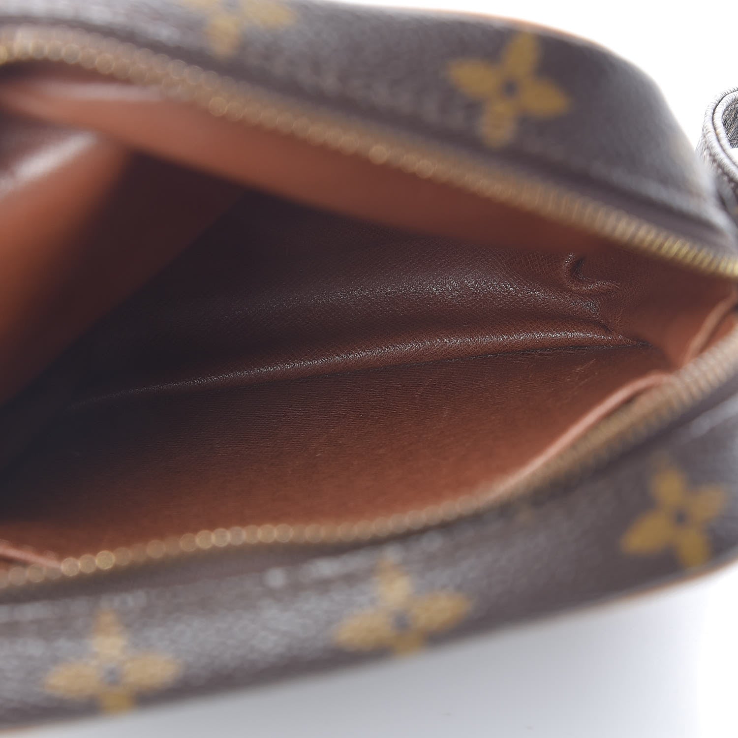 Louis Vuitton Monogram Danube 5 of 18