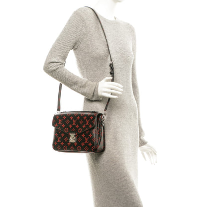 Louis Vuitton Monogram Infrarouge Pochette Metis 2 of 7