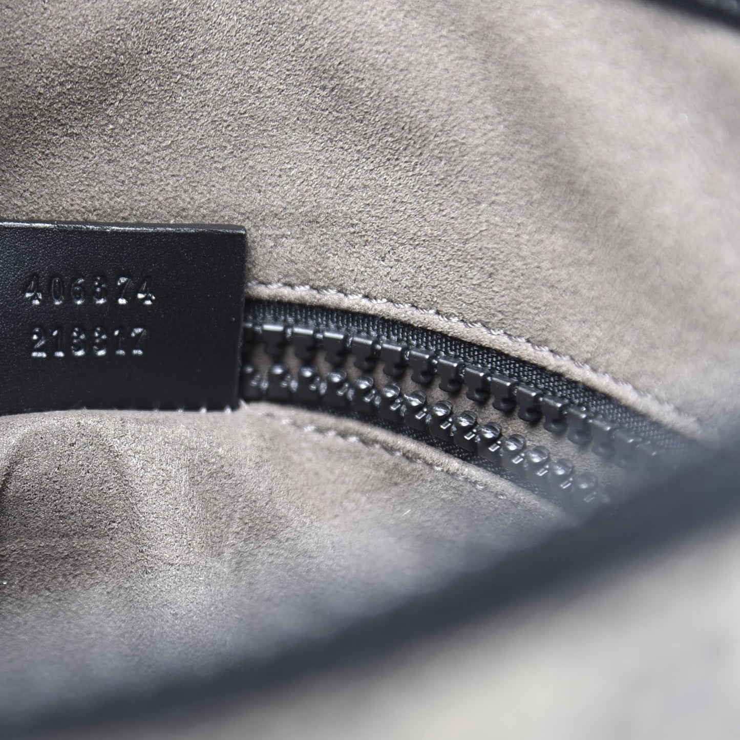 GG Supreme Monogram Flat Messenger Bag Black