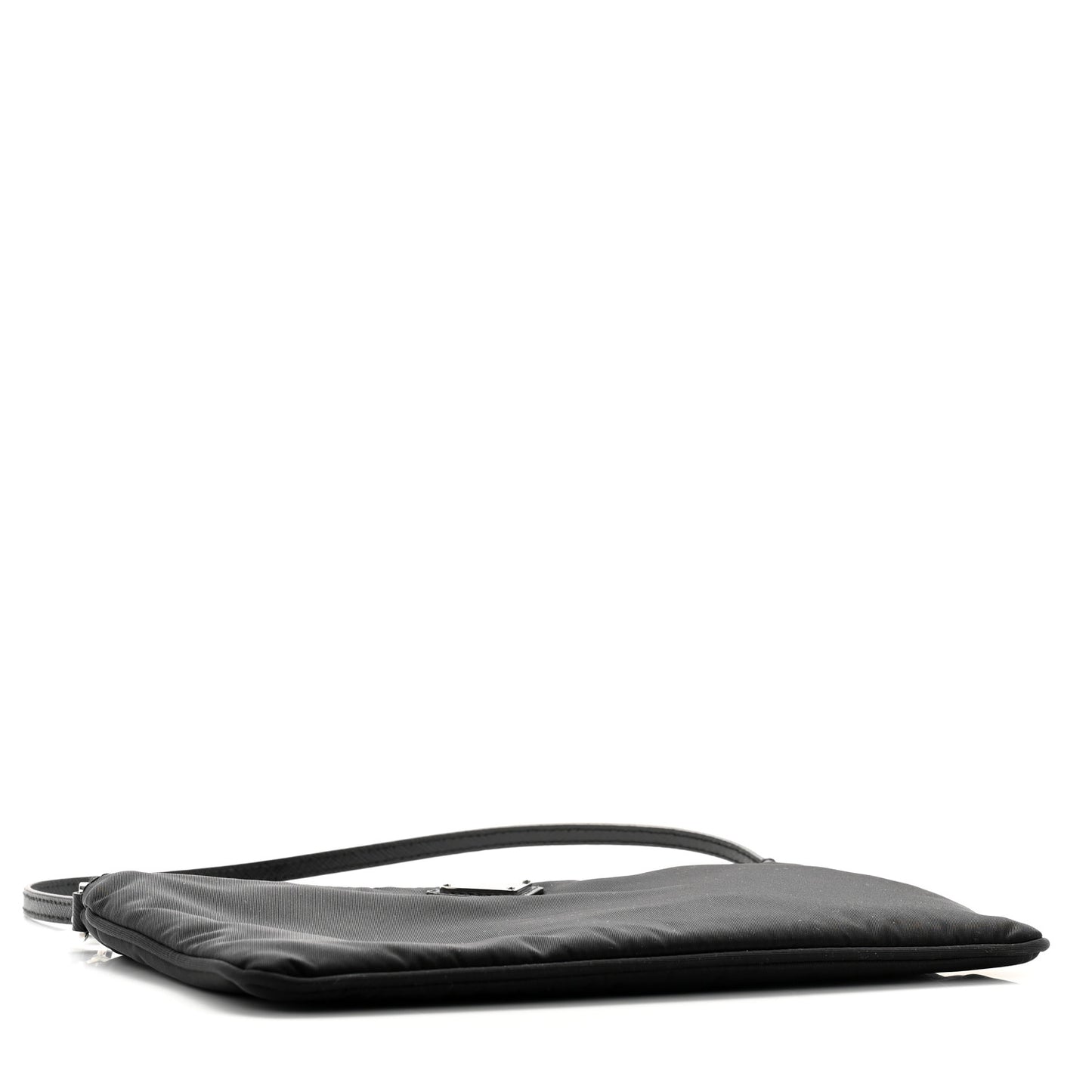 Re-Nylon Vela Pouch Black