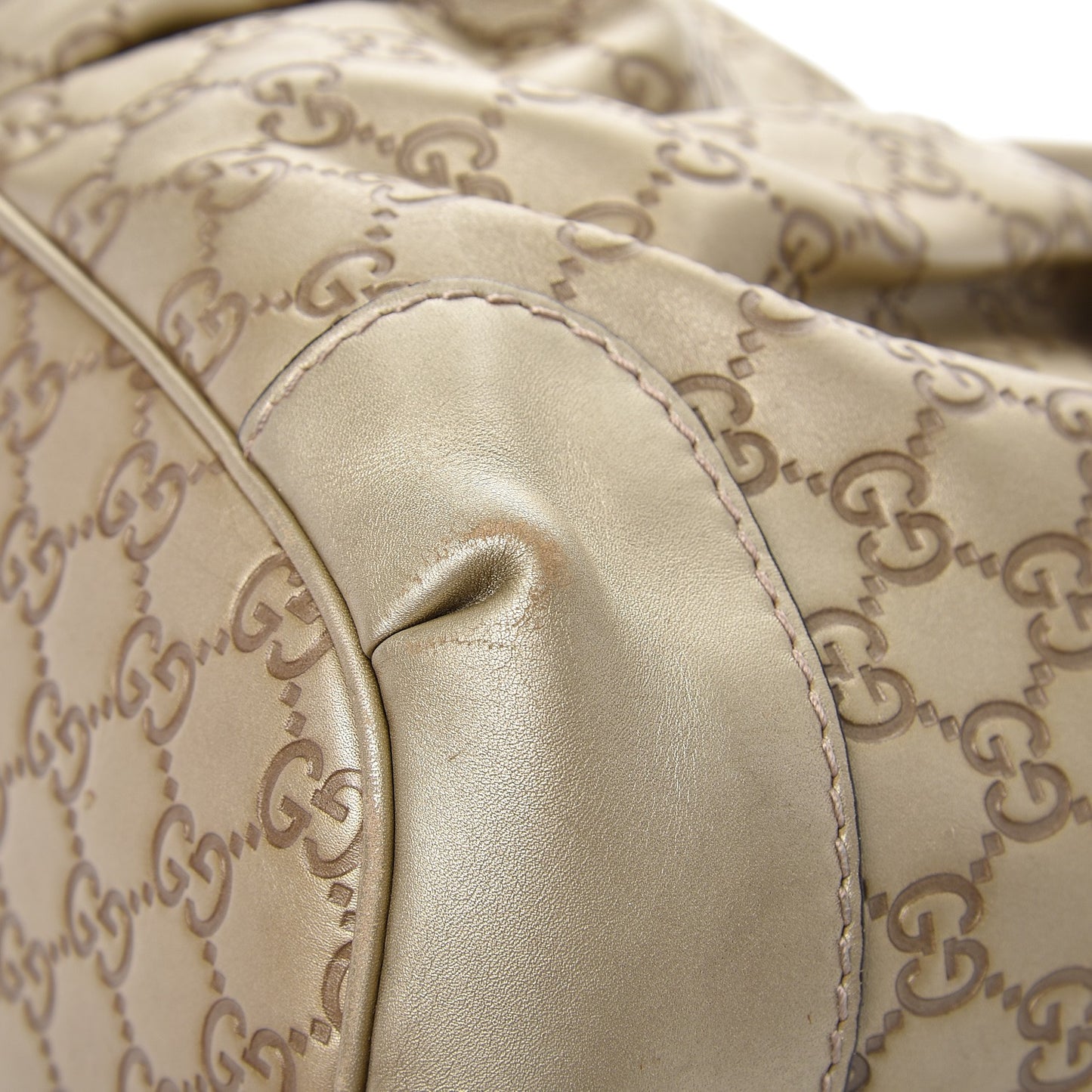 Metallic Soft Guccissima Medium Sukey Top Handle Bag Champagne