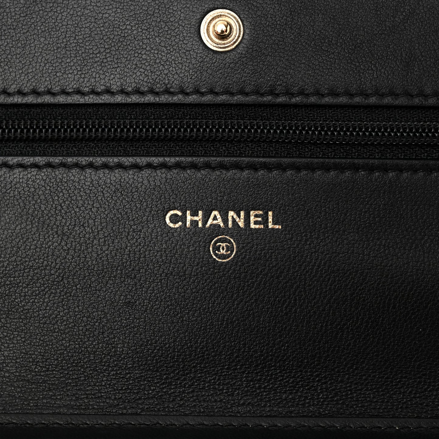 Lambskin Chevron Quilted Wallet On Chain WOC Black