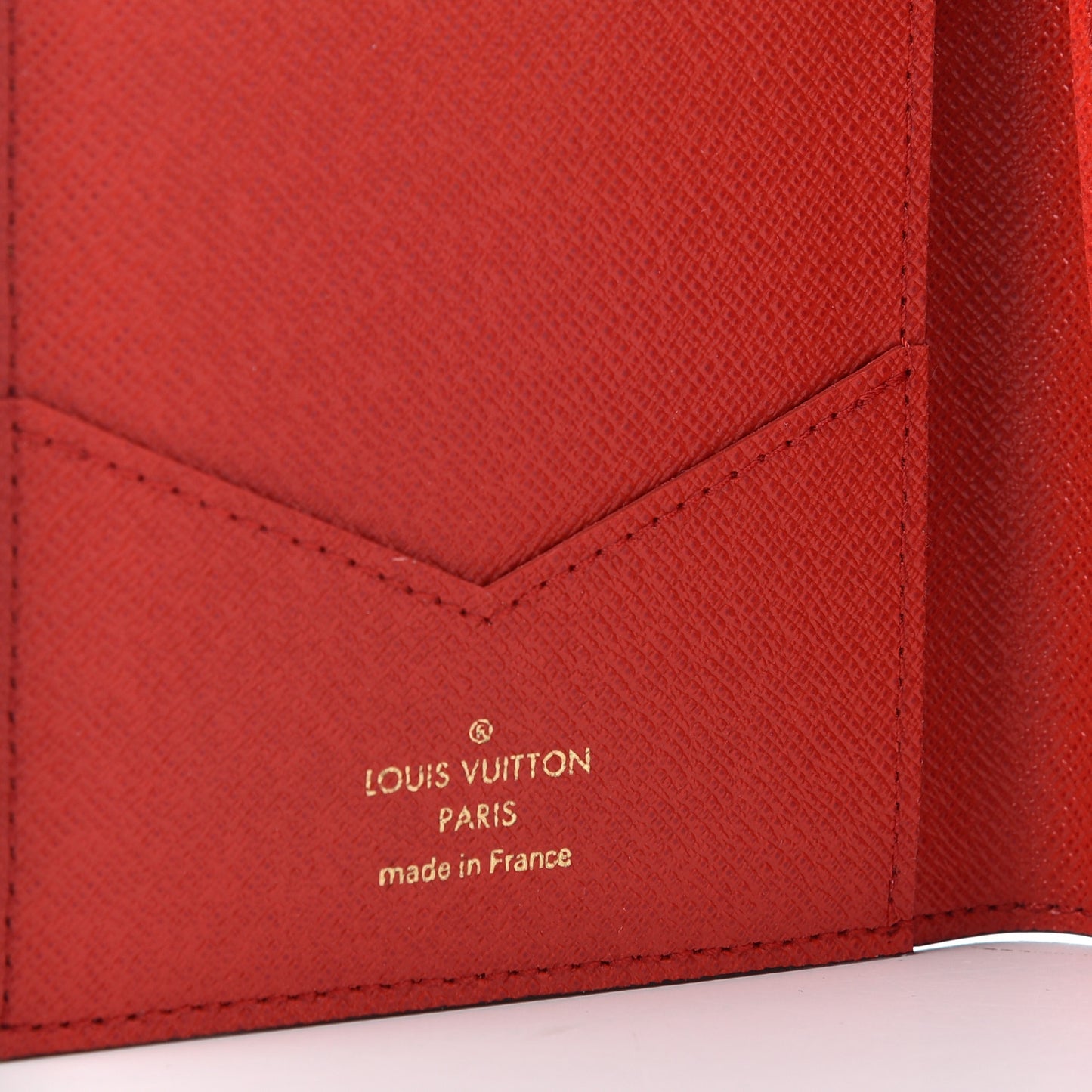 Monogram 2019 Christmas Animation Passport Cover Rouge