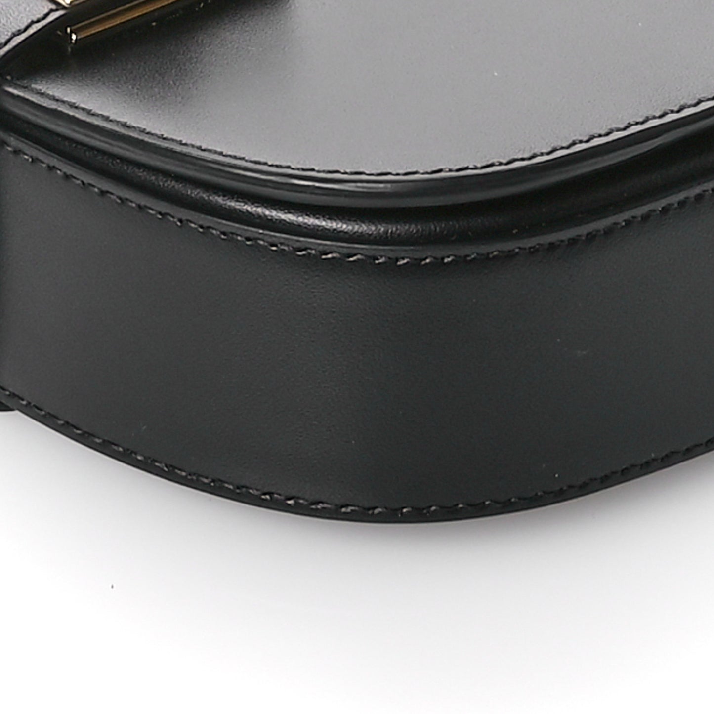 Calfskin Besace Small 16 Wallet on Chain Black