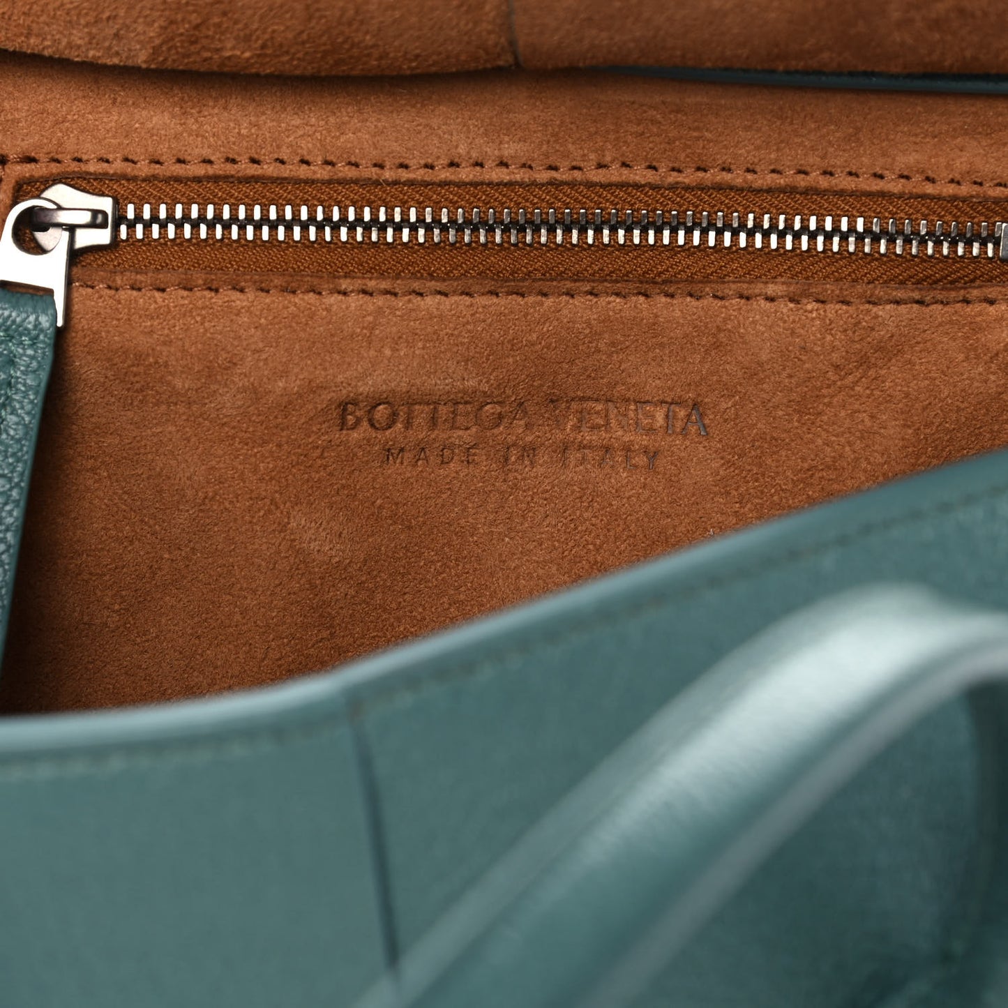 Grained Calfskin Maxi Intrecciato Mini Arco Blue