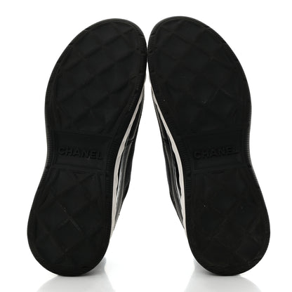 Chanel Velvet Calfskin Mixed Fibers CC Sneakers 40 Black 5 of 8
