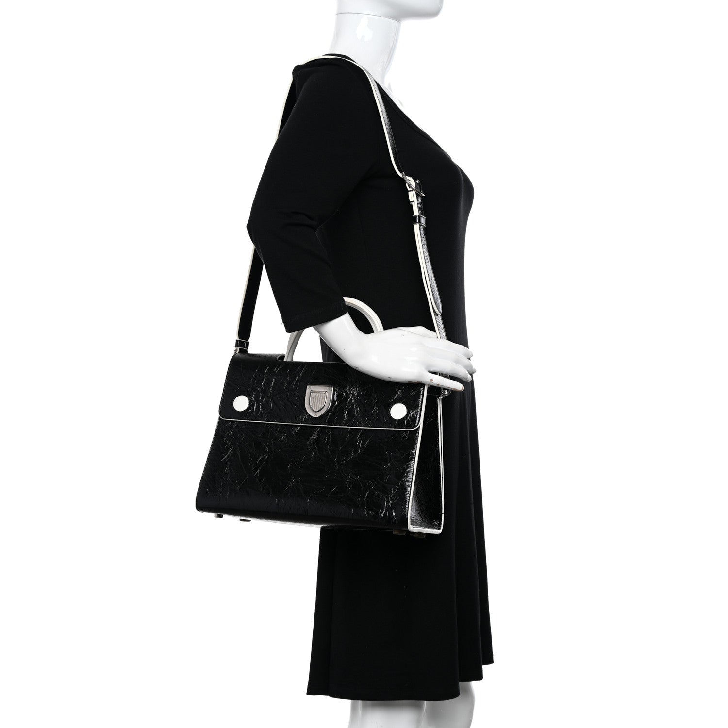 Christian Dior Crinkled Calfskin Medium Diorever Flap Black 2 of 15