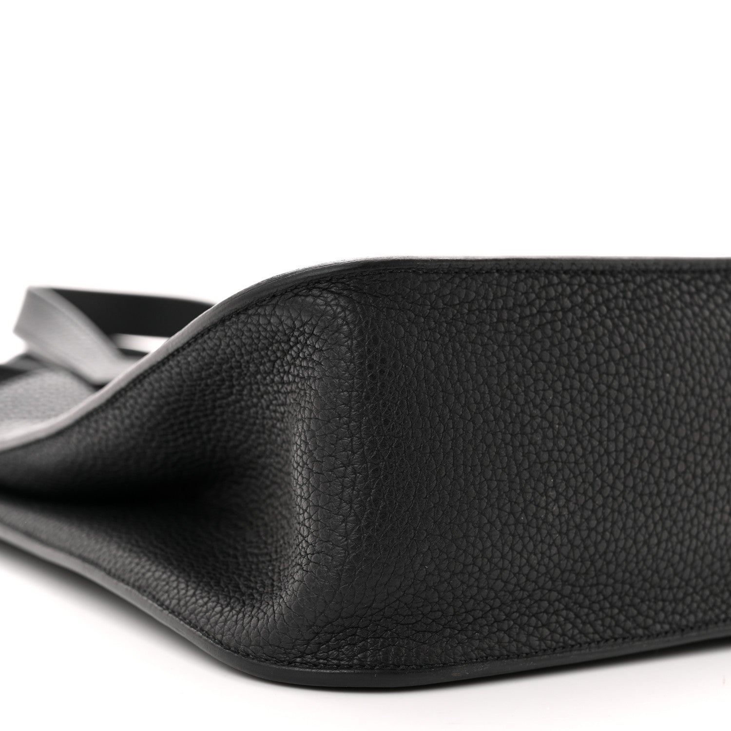 Hermes Taurillon Clemence Halzan 31 GM Black 9 of 10