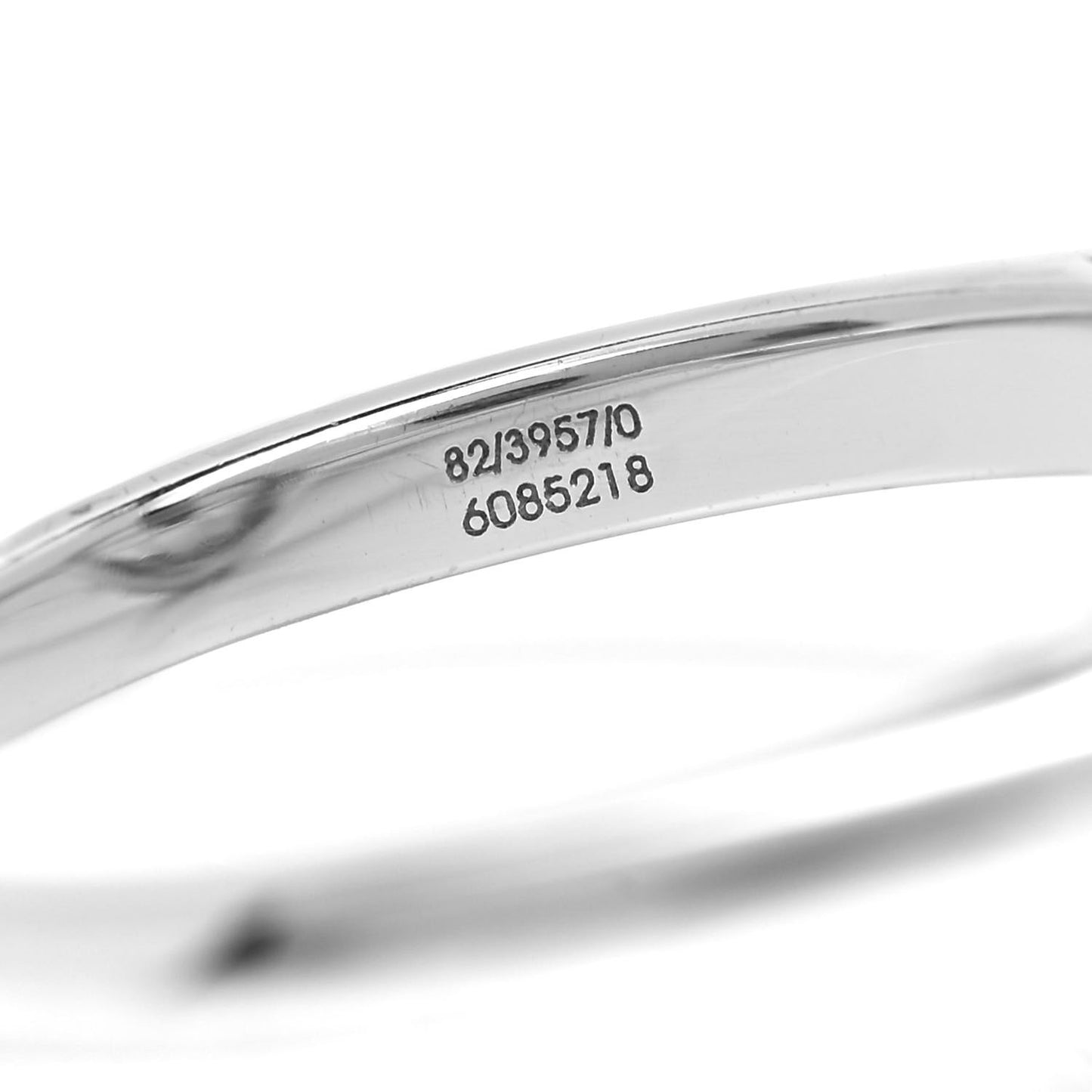 18K White Gold Happy Diamonds Circle Ring 50 5.25