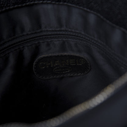 Chanel Caviar Logo Shoulder Bag Black 8 of 9