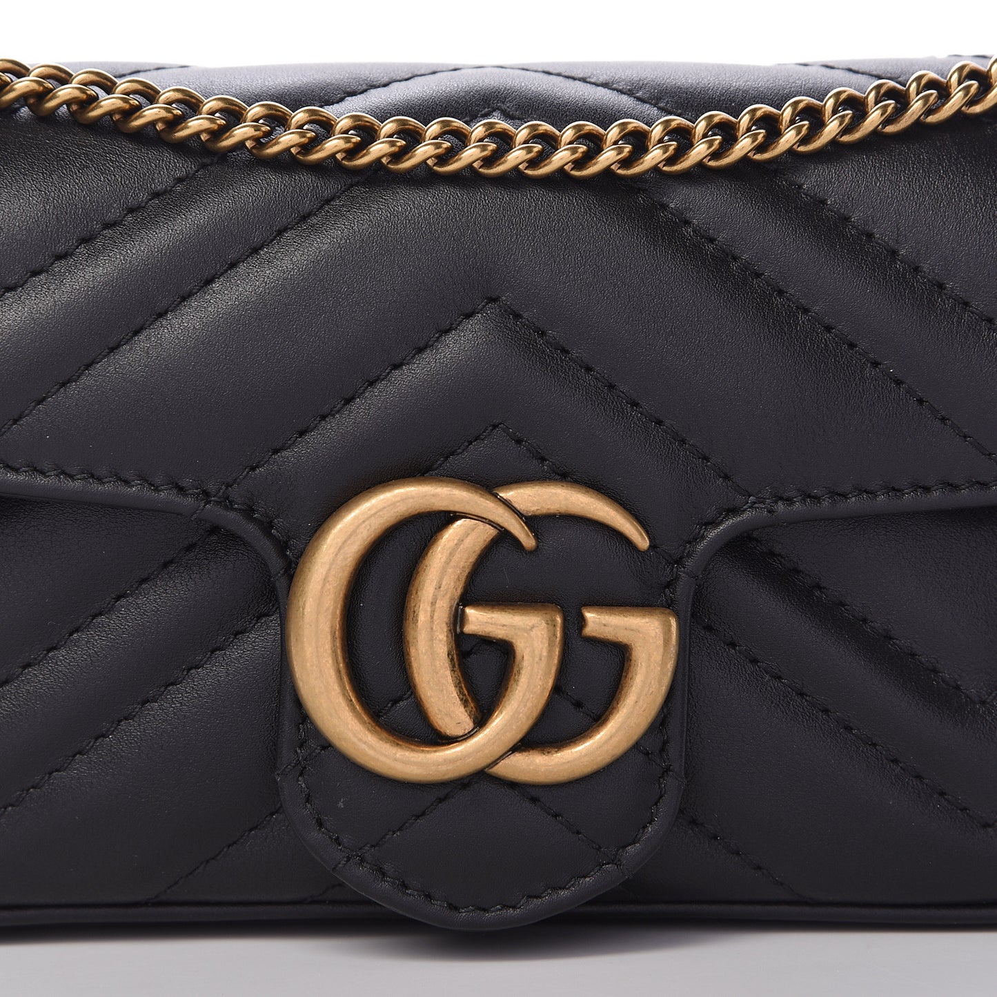 Calfskin Matelasse Super Mini GG Marmont Shoulder Bag Black