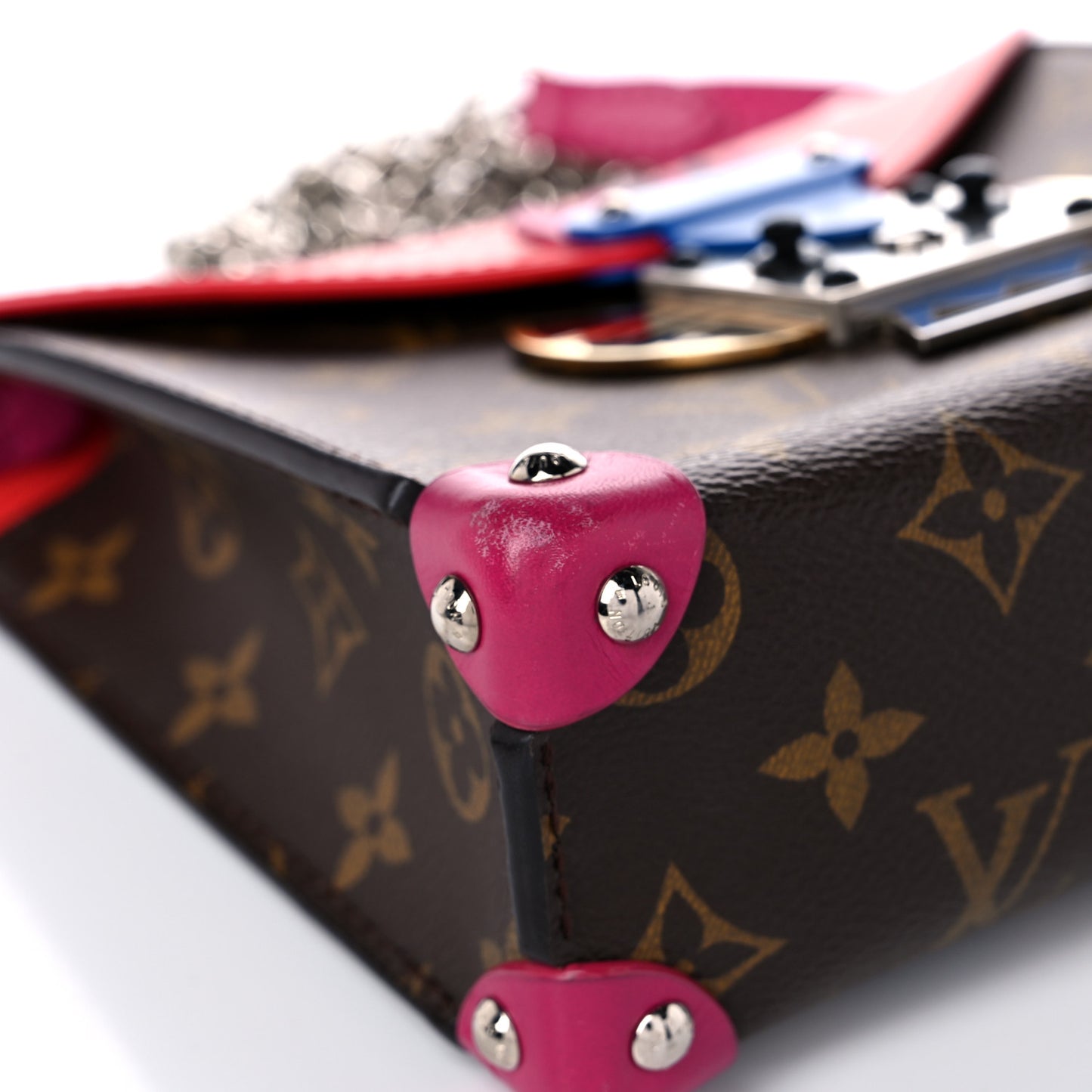 Monogram Pochette Mask PM Corail
