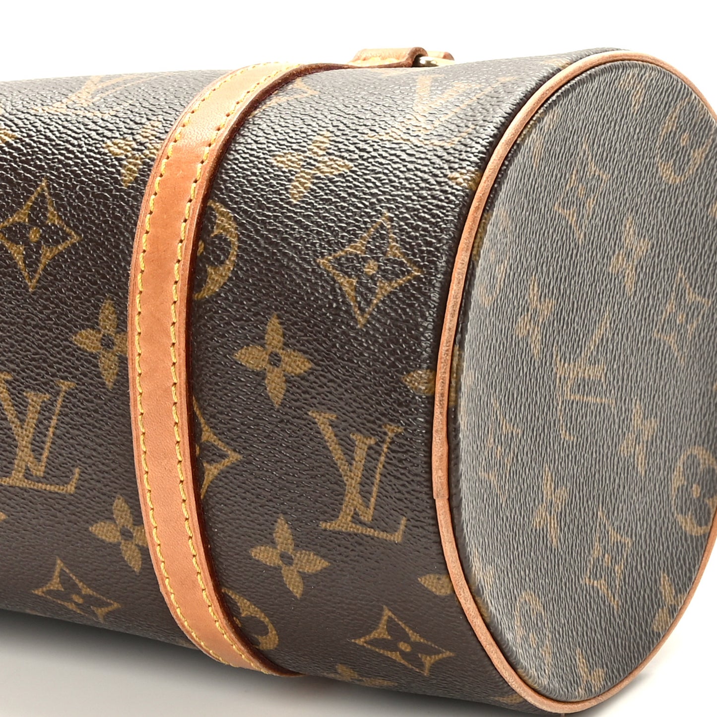 Monogram Papillon 26