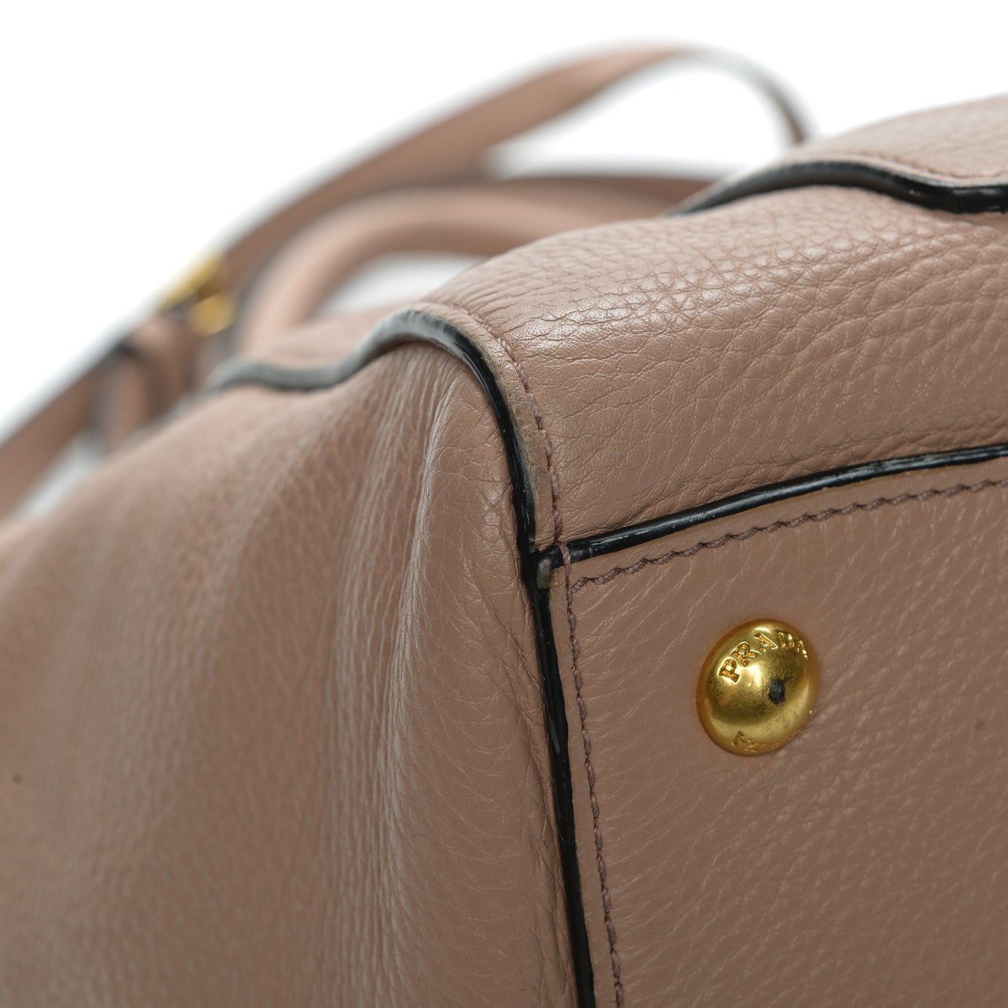 Vitello Daino Shopping Tote Cammeo