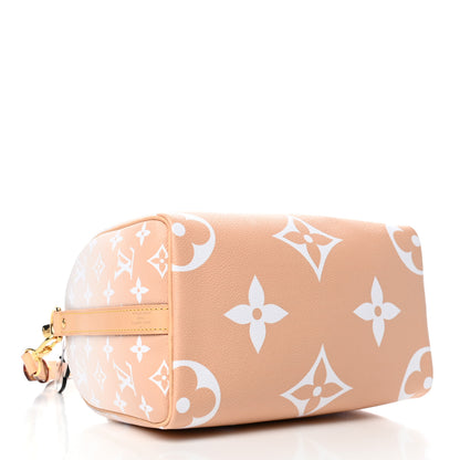 Louis Vuitton Monogram Giant By The Pool Speedy Bandouliere 25 Brume 3 of 4