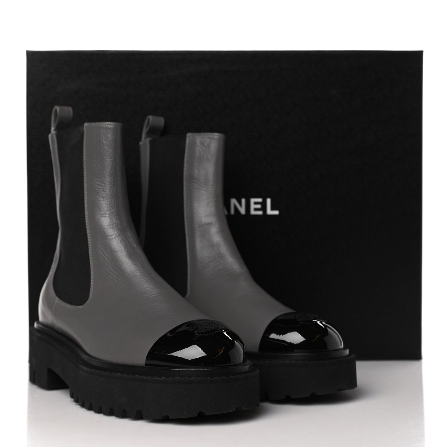 Crumpled Calfskin Patent Cap Toe Short Boots 36.5 Dark Grey Black