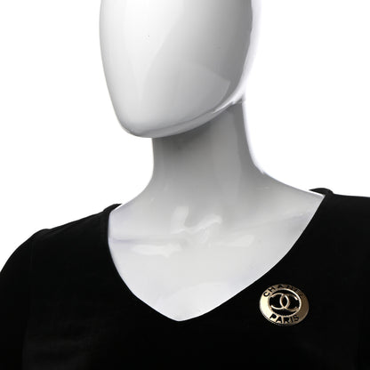 Chanel Metal CC Paris Brooch Gold 2 of 5