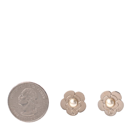 Chanel Pearl CC Camellia Earrings Gold 2 of 4