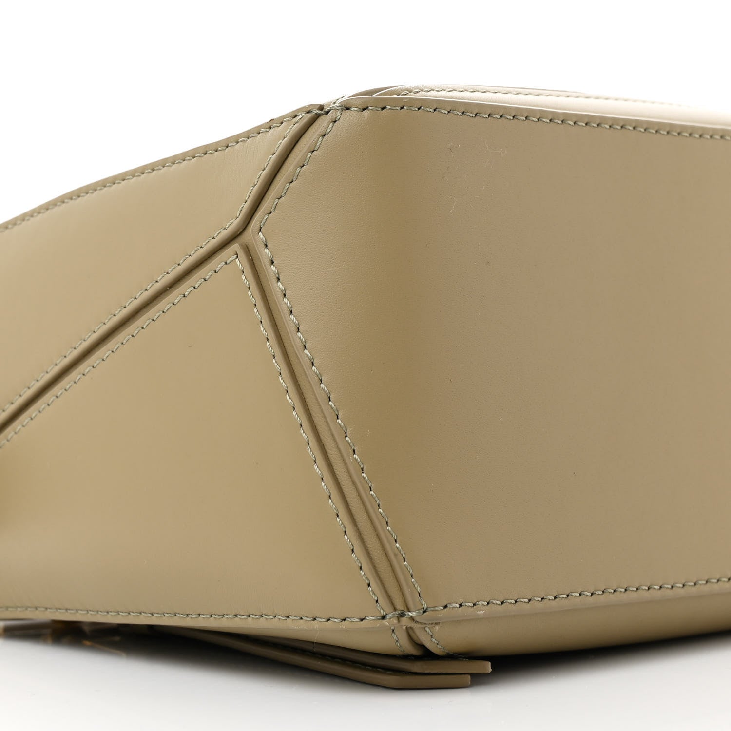 Loewe Calfskin Small Puzzle Bag Artichoke 8 of 9