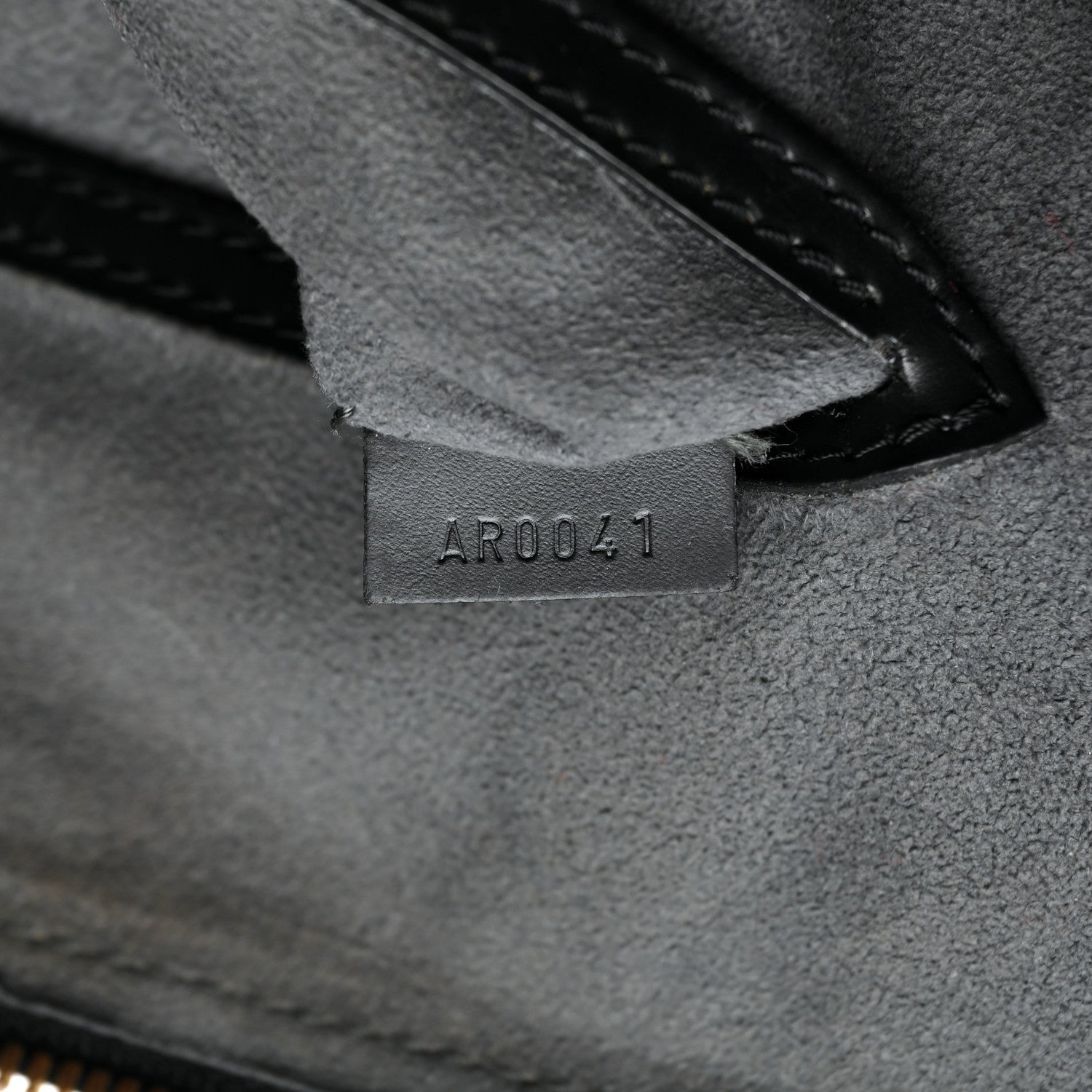 Louis Vuitton Epi Alma PM Black 7 of 12