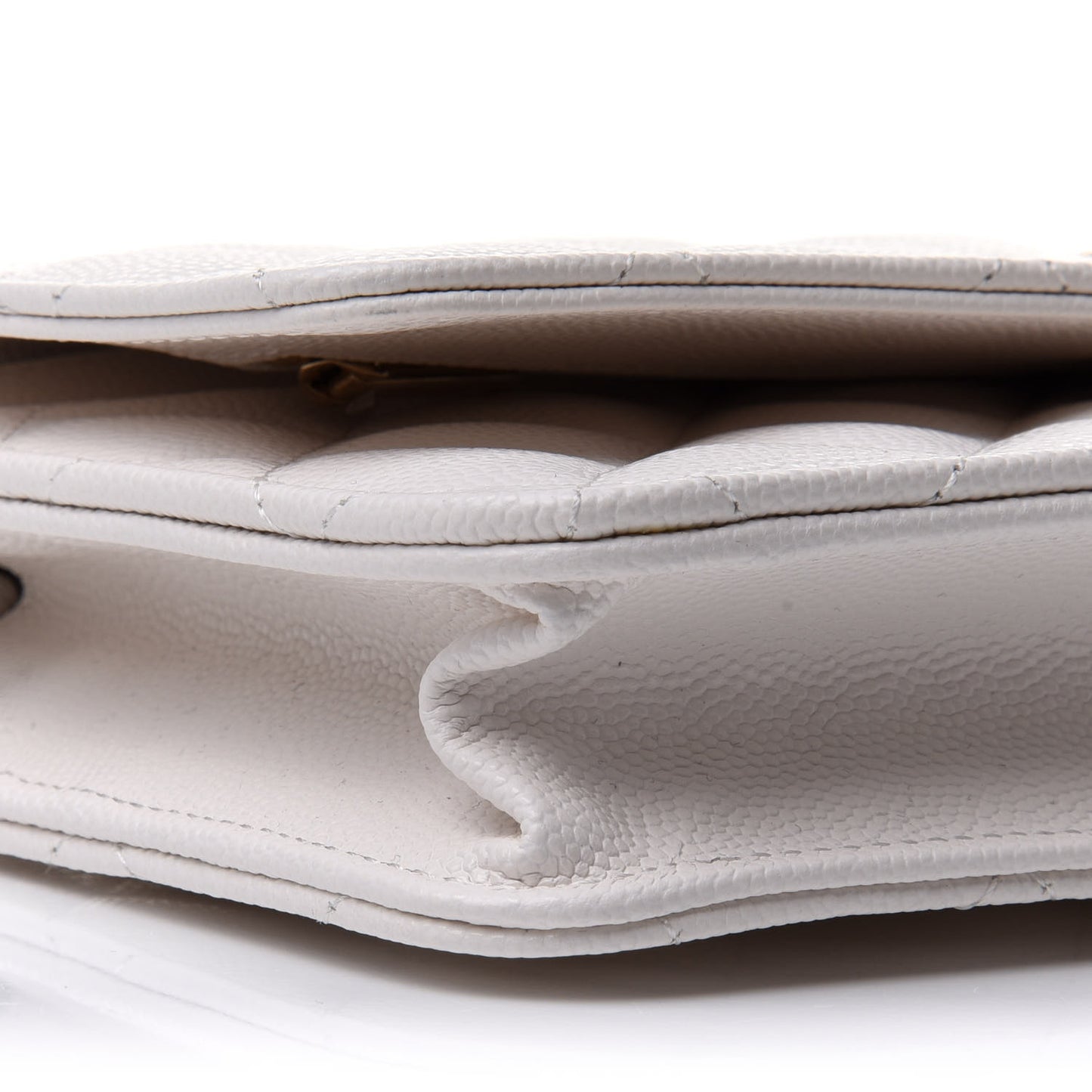 Caviar Quilted Wallet On Chain WOC White
