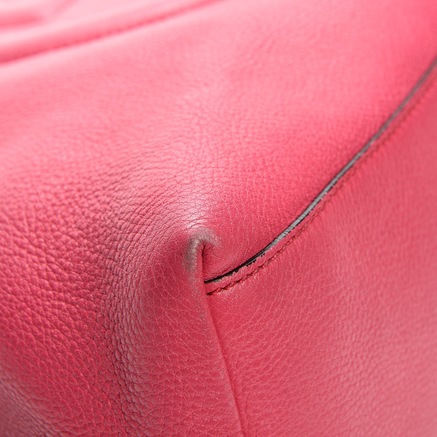 Gucci Pebbled Calfskin Medium Soho Chain Shoulder Bag Pink 8 of 9