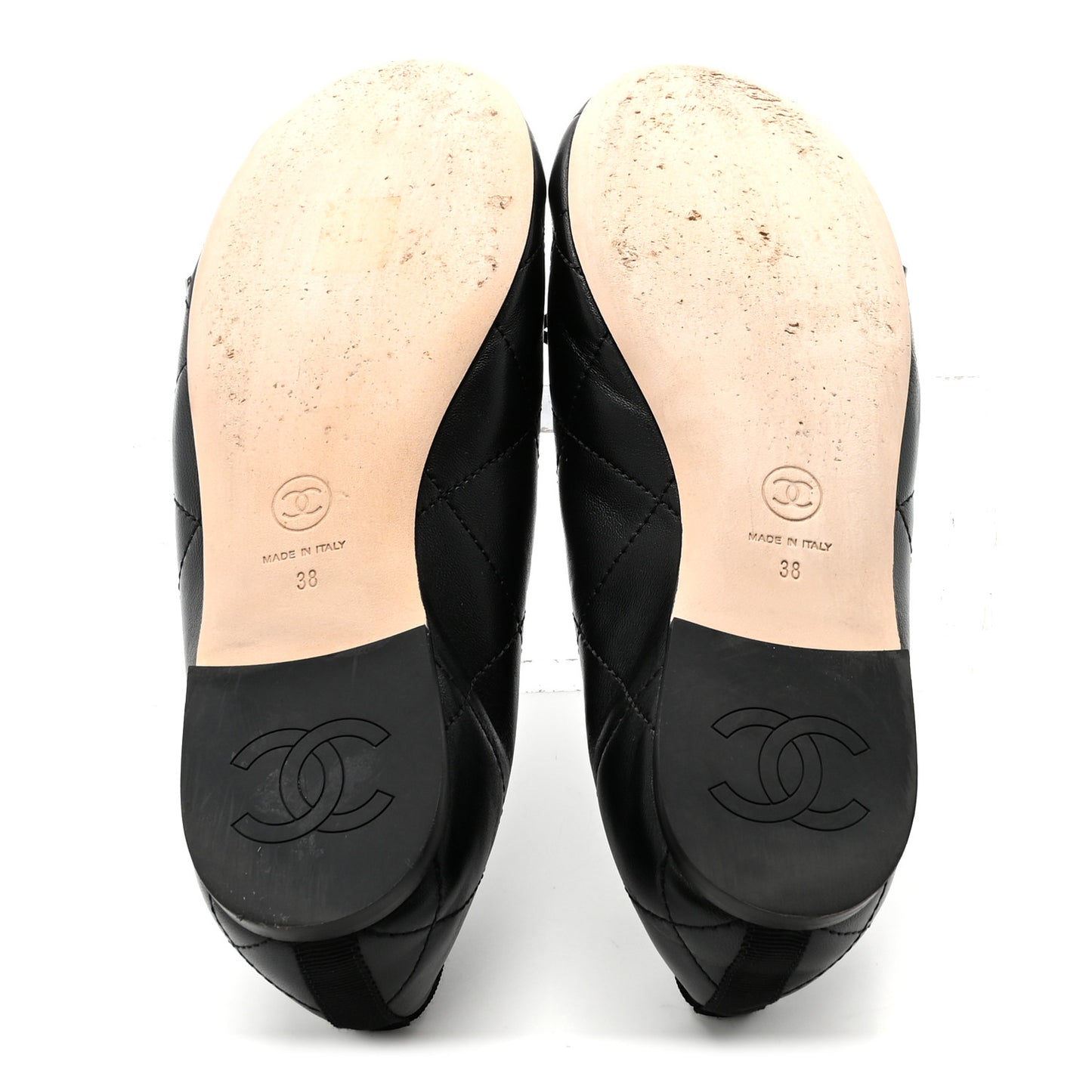 Lambskin Quilted CC Cambon Ballet Flats 38 Black White