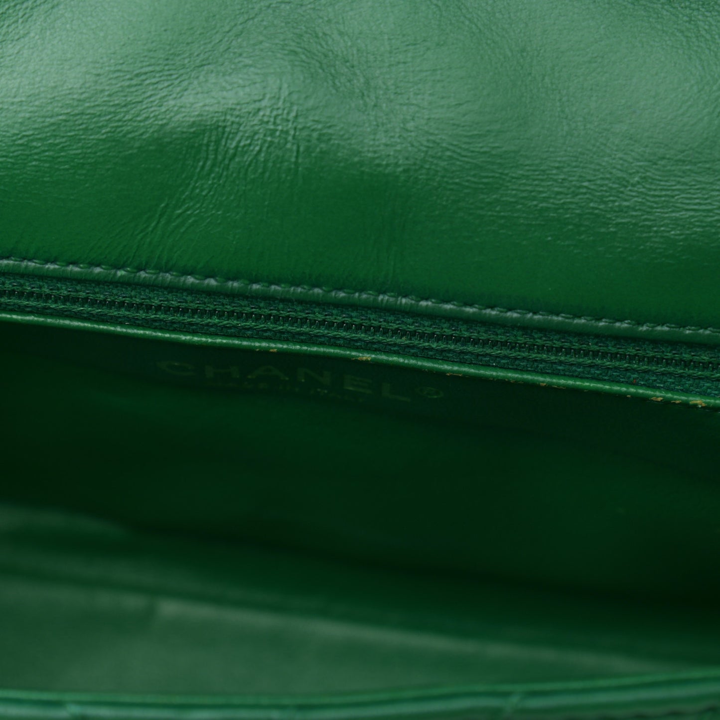 Lambskin Chevron Quilted Medium Single Flap Green