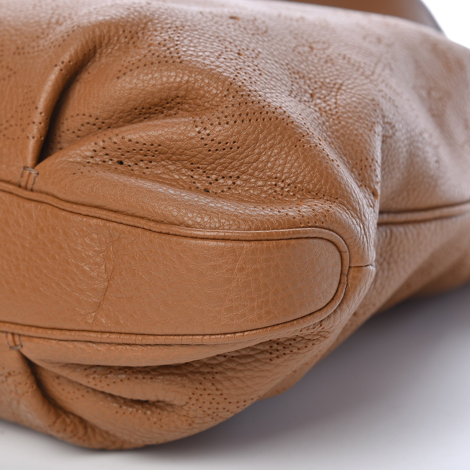 Louis Vuitton Mahina Selene PM Caramel 10 of 10