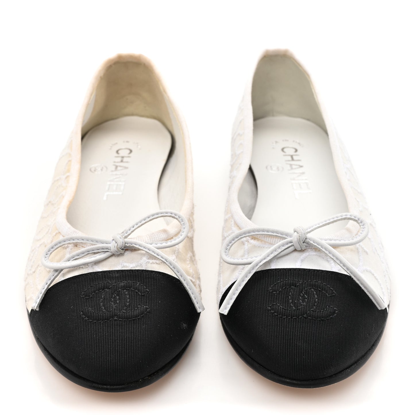 Fabric Camellia Embroidered Grosgrain Cap Toe Ballerina Flats 35.5 White Black