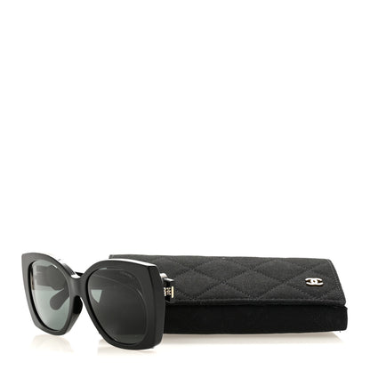Chanel Acetate Square CC Heart Sunglasses 5519-A Black White 8 of 8