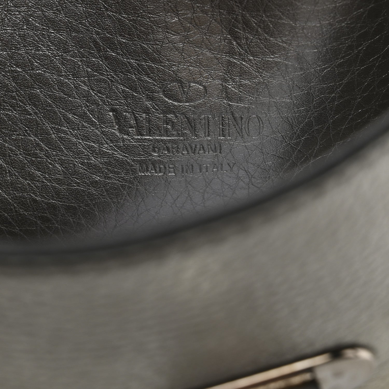 Valentino Garavani Metallic Pebbled Calfskin Medium Rockstud Flip Lock Crossbody Bag Silver 6 of 12