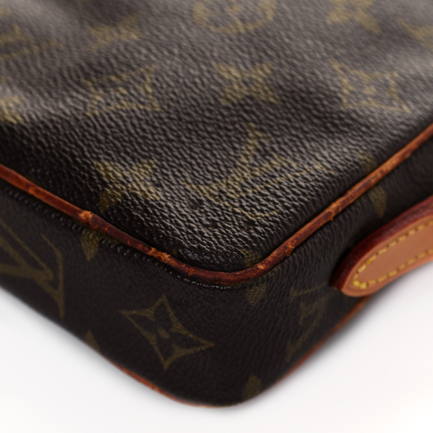 Louis Vuitton Monogram Danube 15 11 of 13