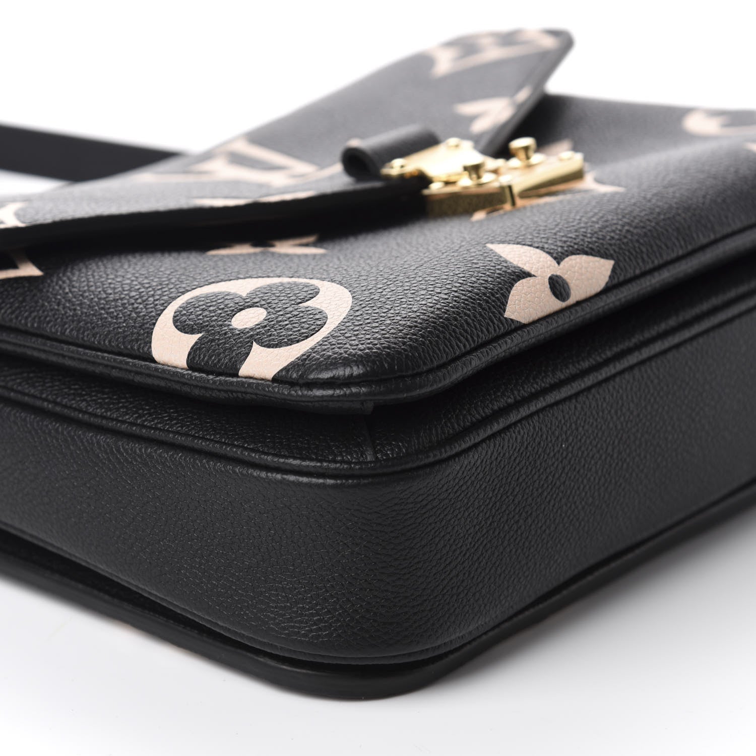 Louis Vuitton Empreinte Monogram Giant Pochette Metis Black Beige 6 of 9