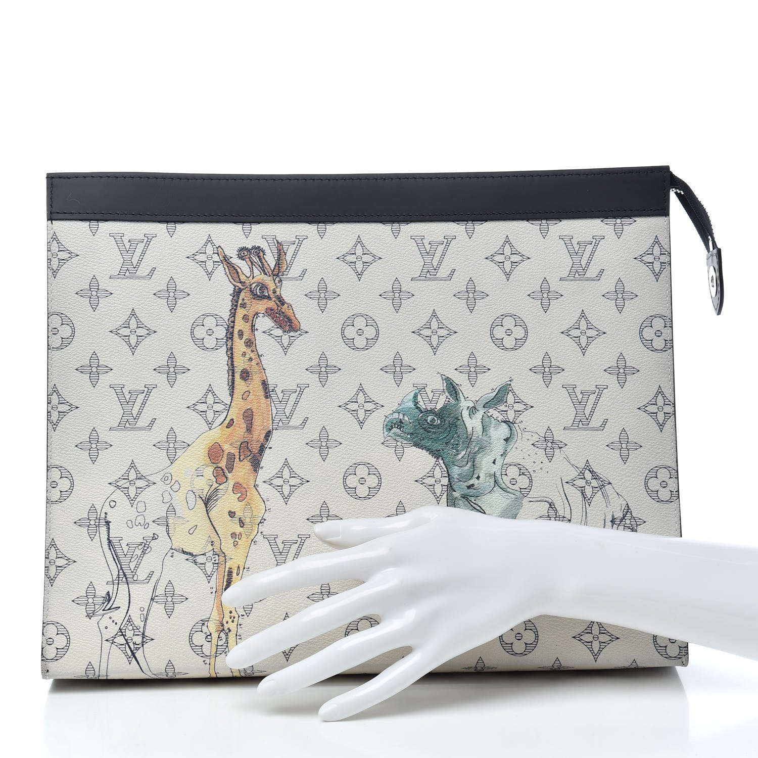 Louis Vuitton Savane Monogram Chapman Pochette Voyage GM Dune 2 of 8