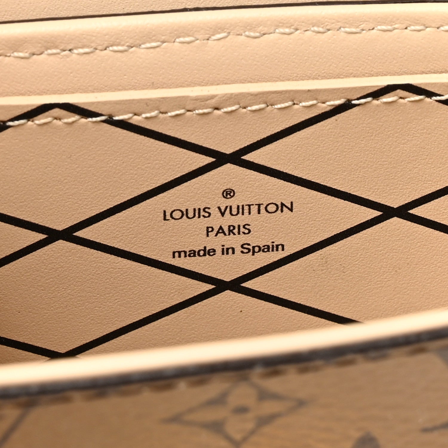Louis Vuitton Reverse Monogram Essential Trunk NM 6 of 10