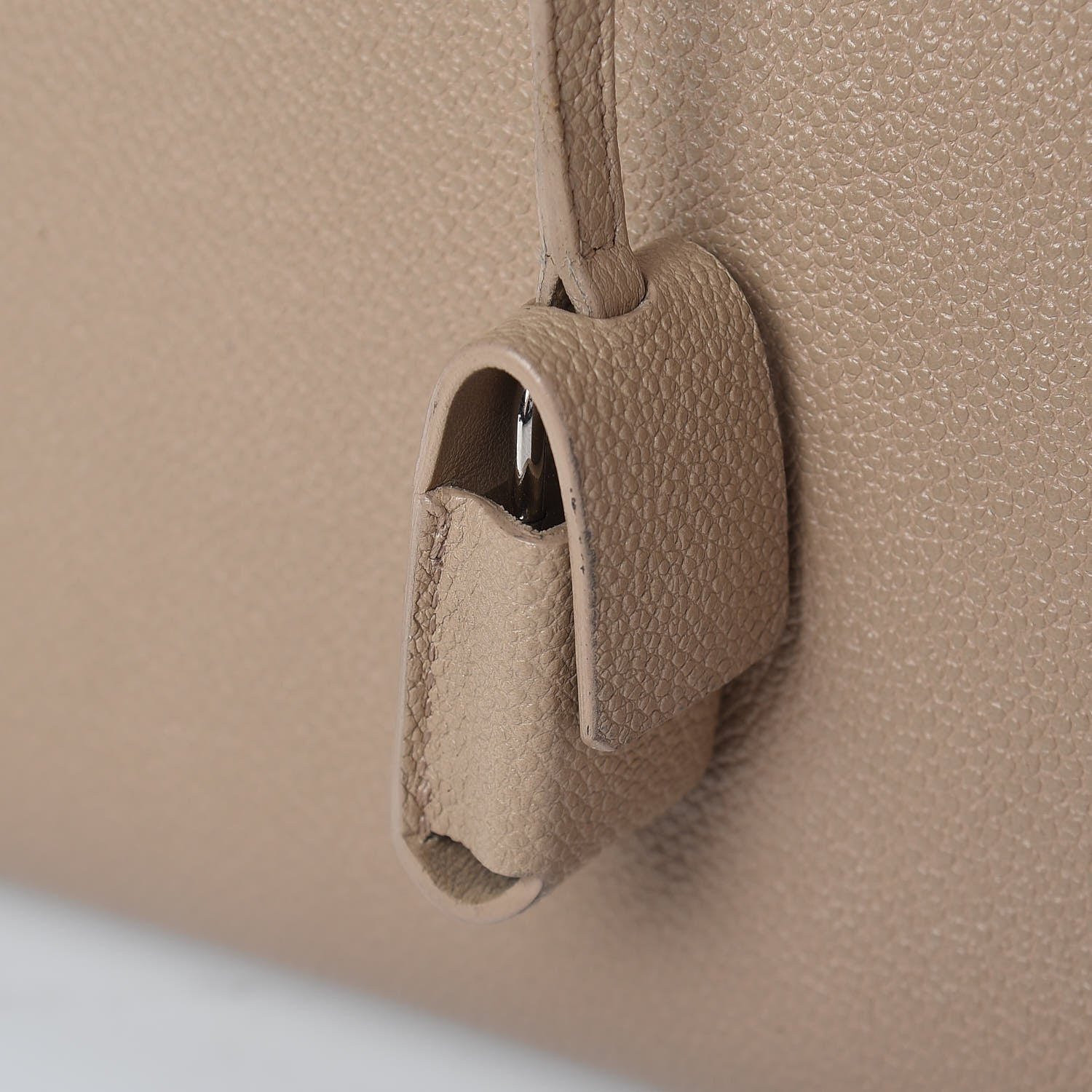 Saint Laurent Grained Calfskin Small Sac De Jour Nude Powder 30 of 37