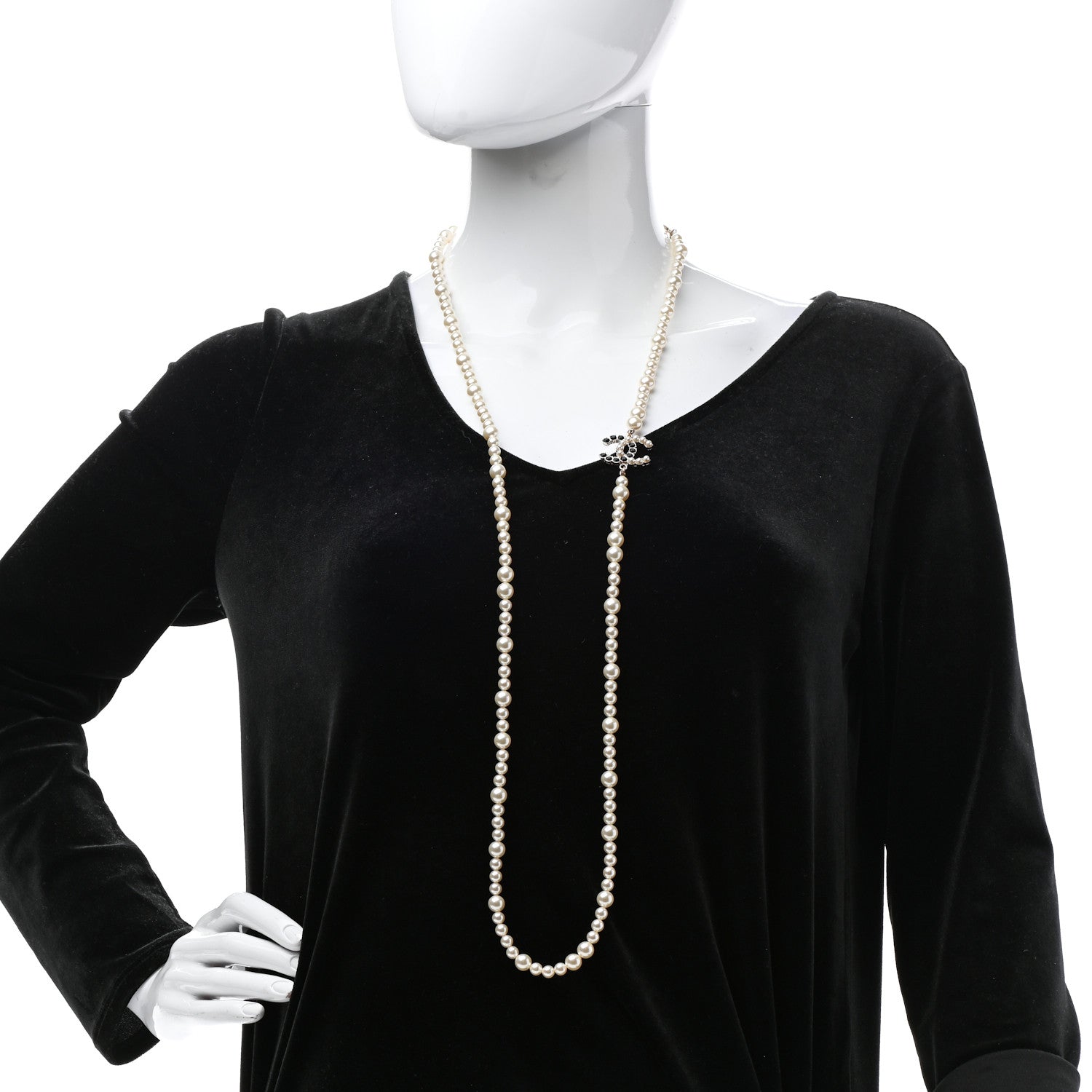 Chanel Pearl Crystal Dazzling Domino CC Necklace Gold Black 2 of 8
