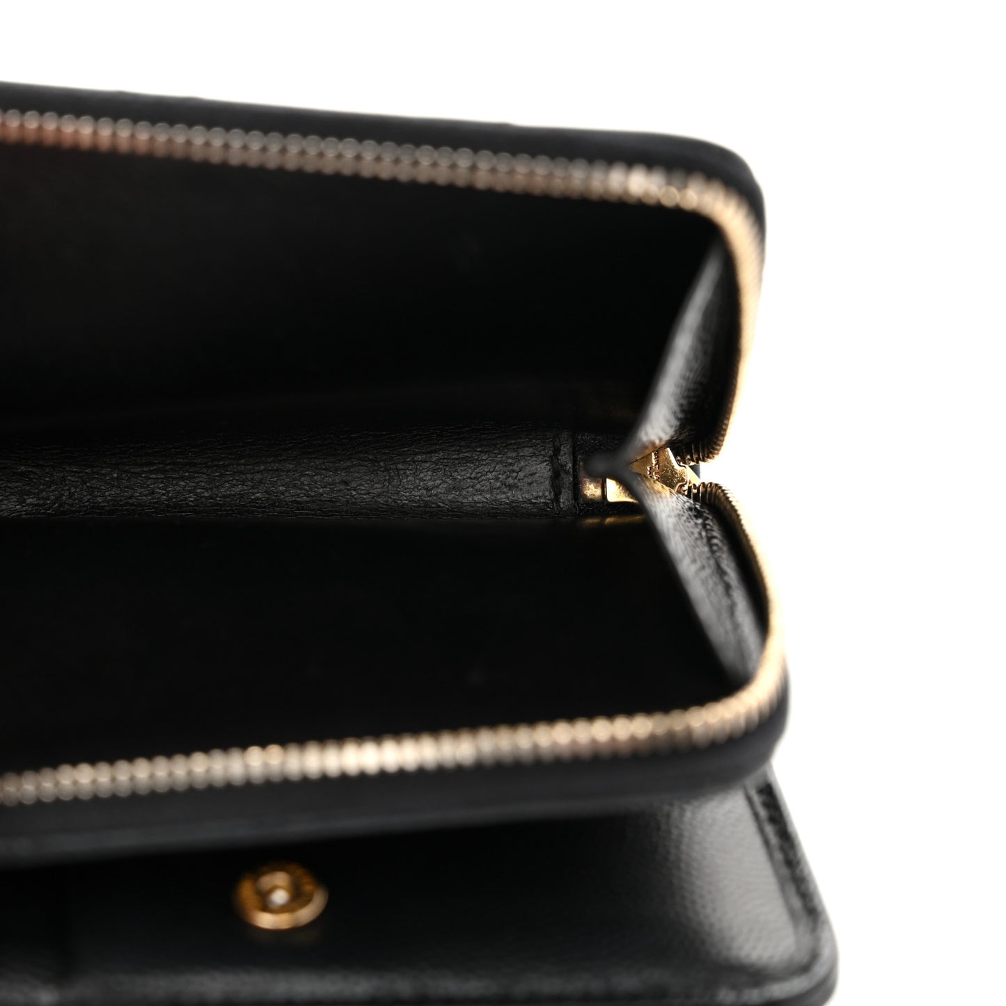 Grain De Poudre Matelasse Chevron Monogram Compact Zip Around Wallet Black
