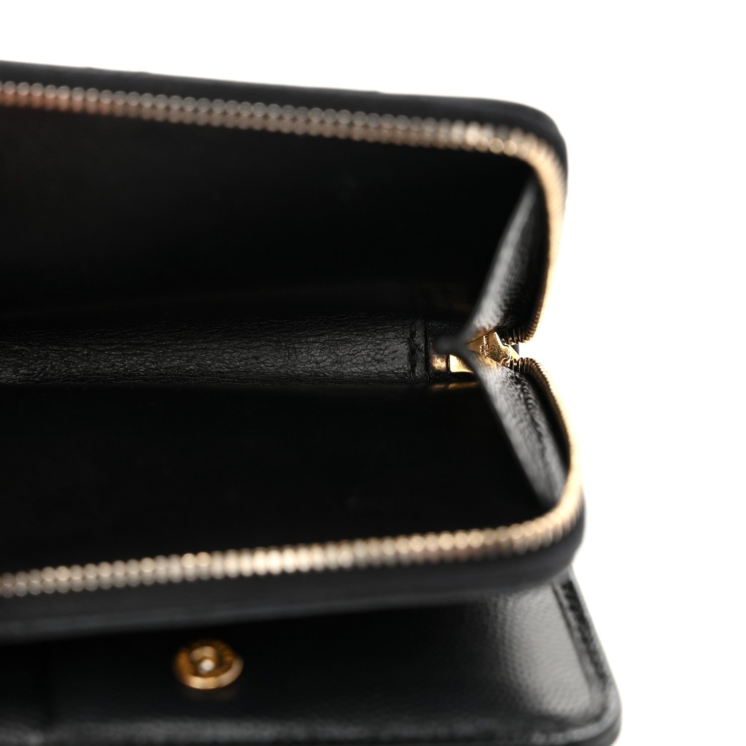 Saint Laurent Grain De Poudre Matelasse Chevron Monogram Compact Zip Around Wallet Black 6 of 8