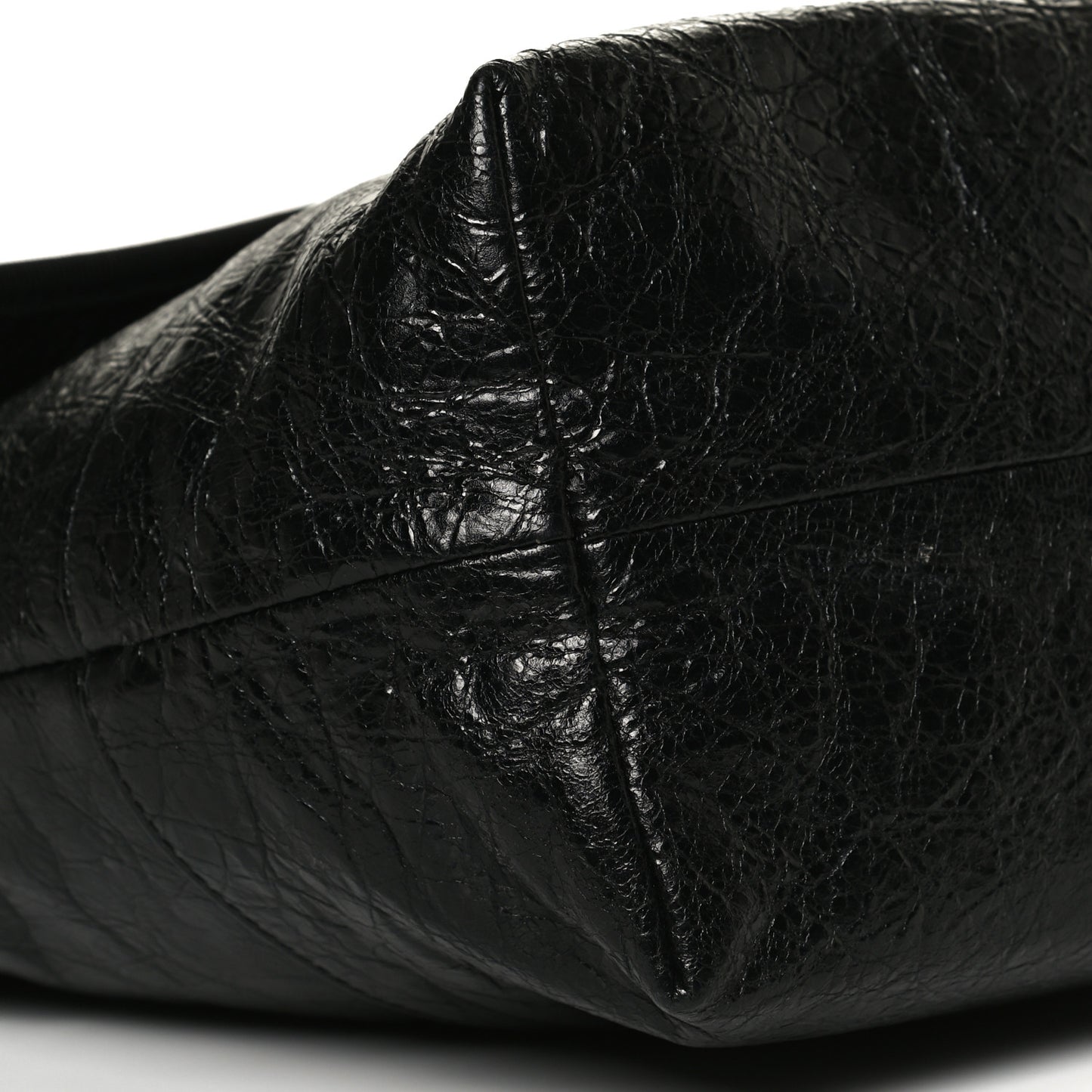 Agneau Arena Small Explorer Messenger Bag Black