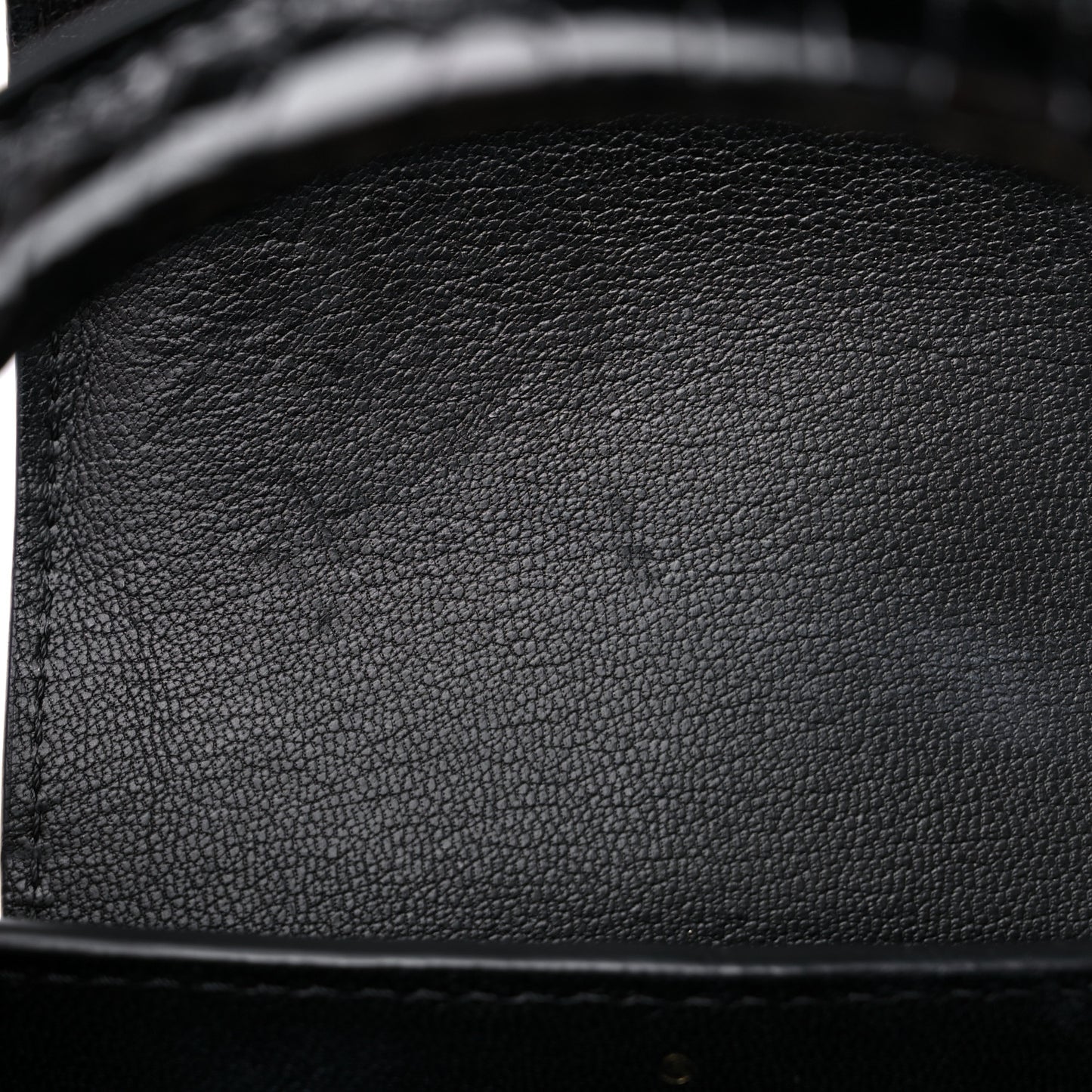 Crocodile Mini Capucines Black