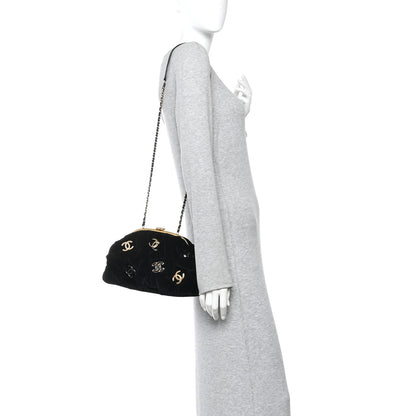 Chanel Velvet Enamel CC Kiss Lock Clutch Black 2 of 10