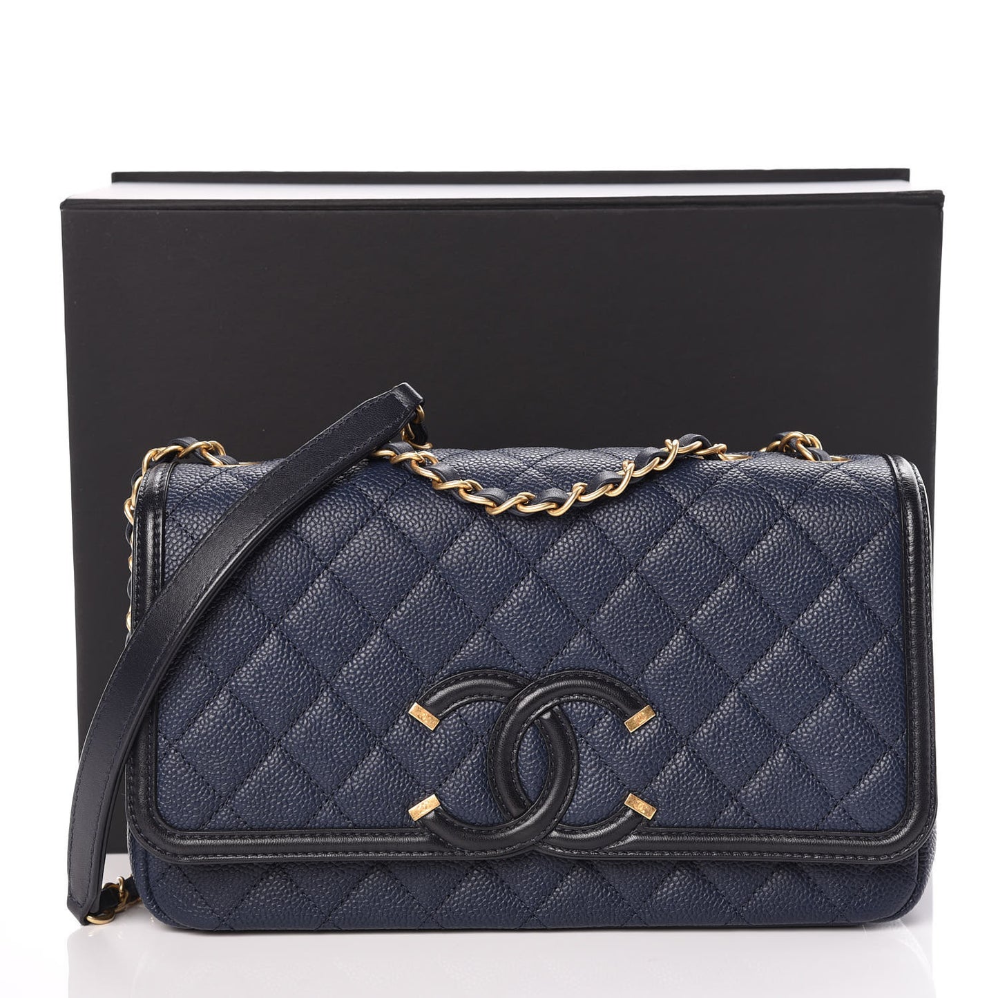 Caviar Quilted Medium CC Filigree Flap Navy Black
